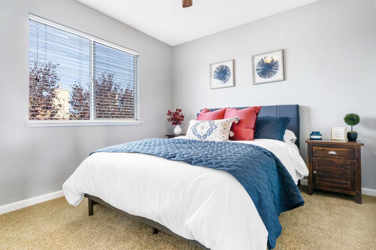 Brand New Listing - Windsor “Winetopia” Getaway Exterior foto